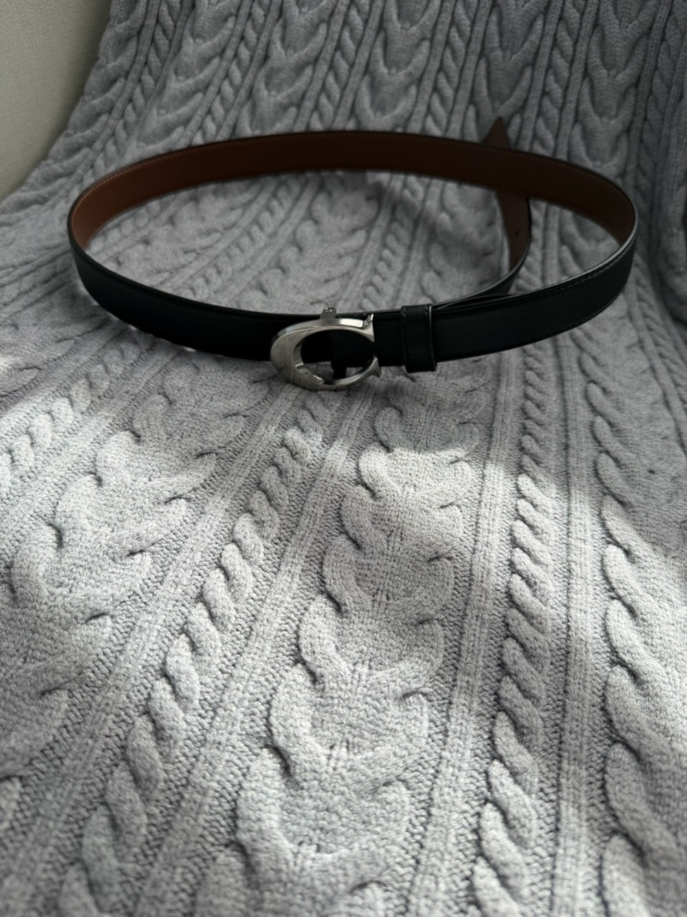Classic Reversible Black/Brown Leather Women’s Belt with Silver Buckle